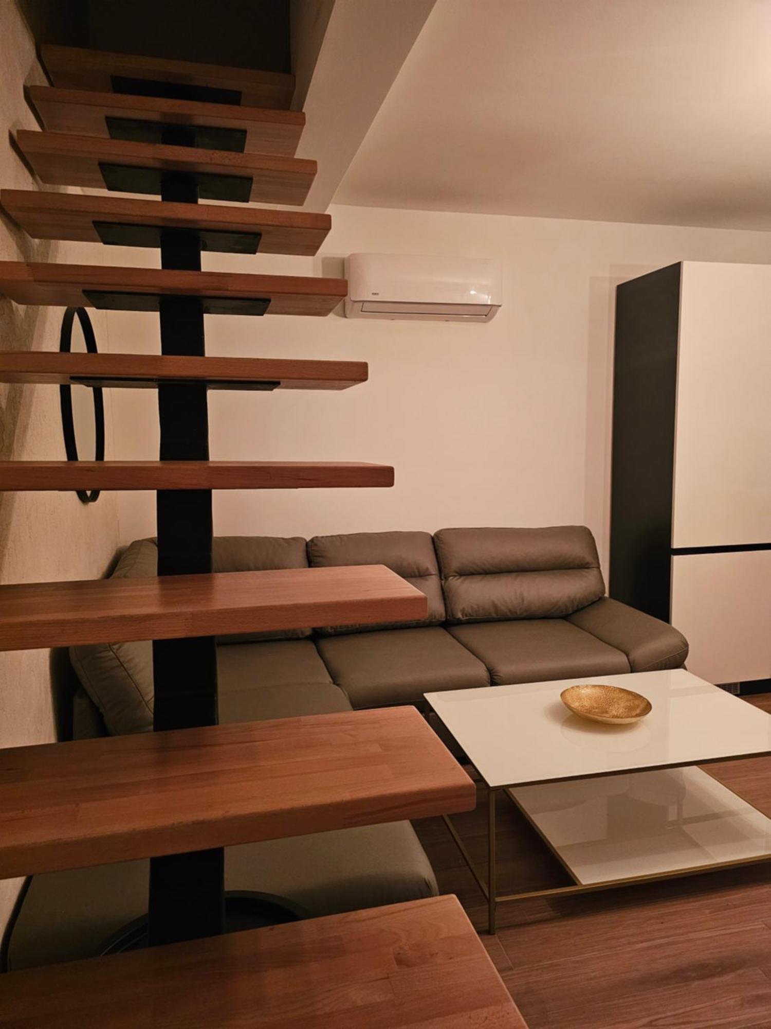 Apartments Vranes Tivat Bagian luar foto