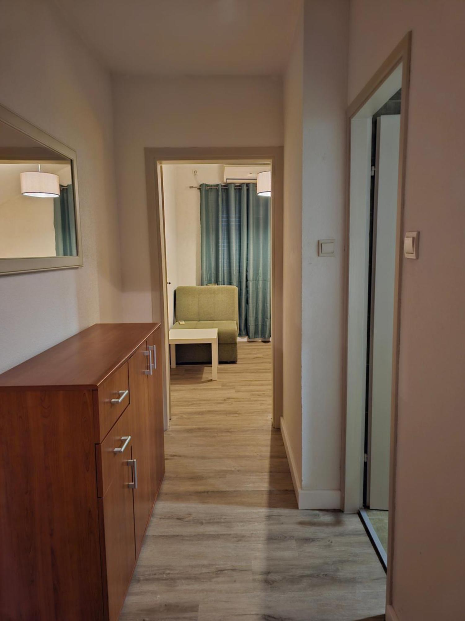 Apartments Vranes Tivat Bagian luar foto
