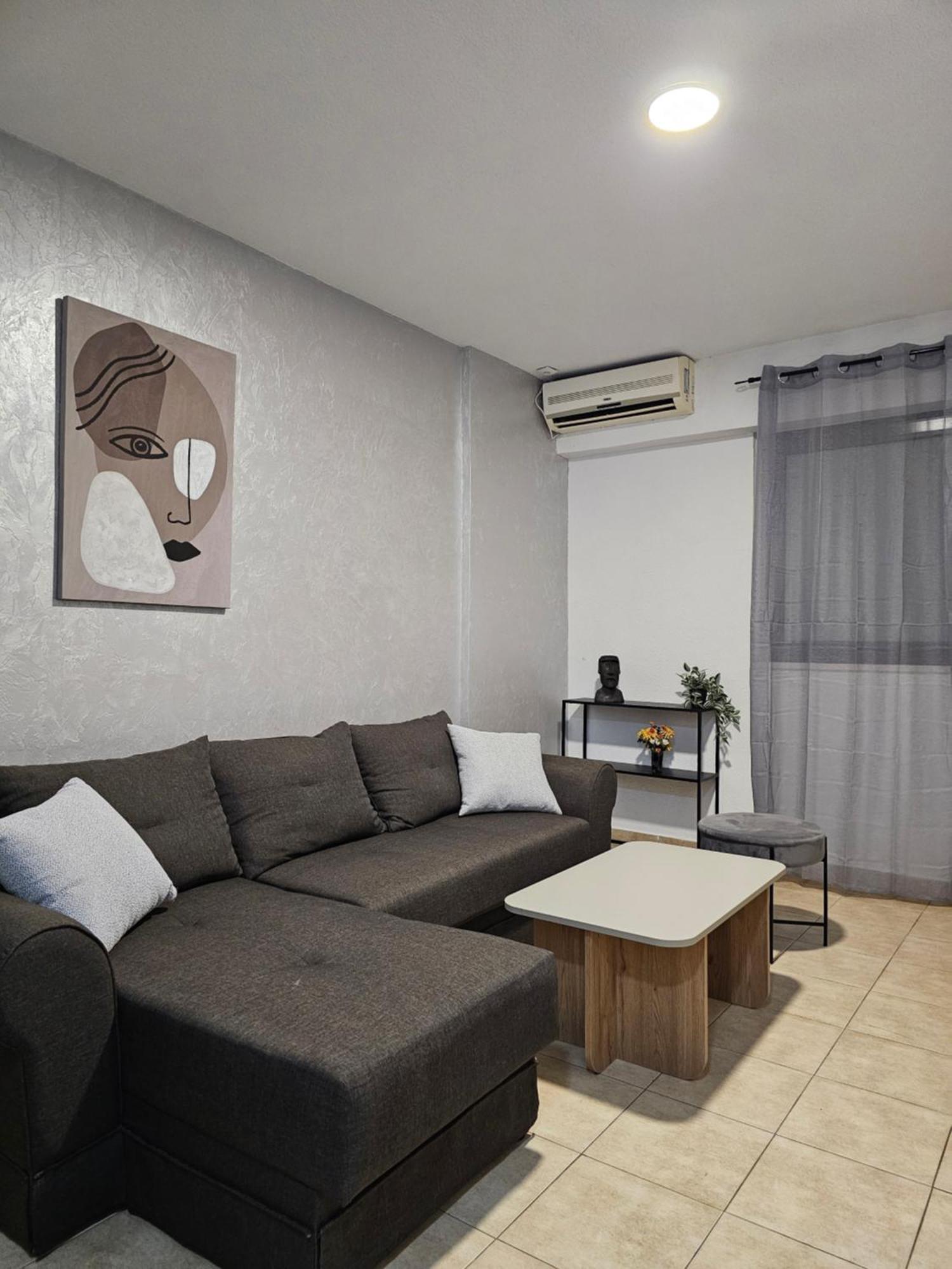 Apartments Vranes Tivat Bagian luar foto